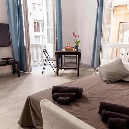 Apartment Niu Lux Genua