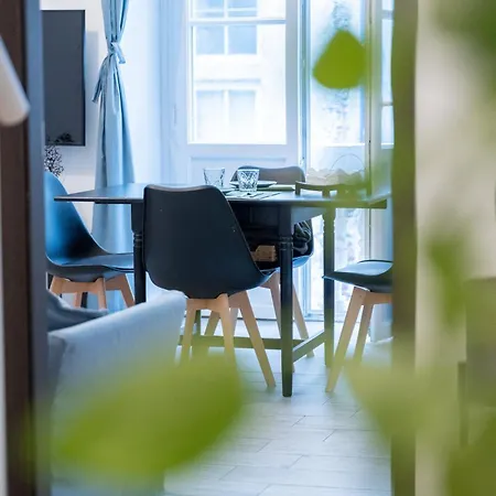 Apartment Niu Lux Genua